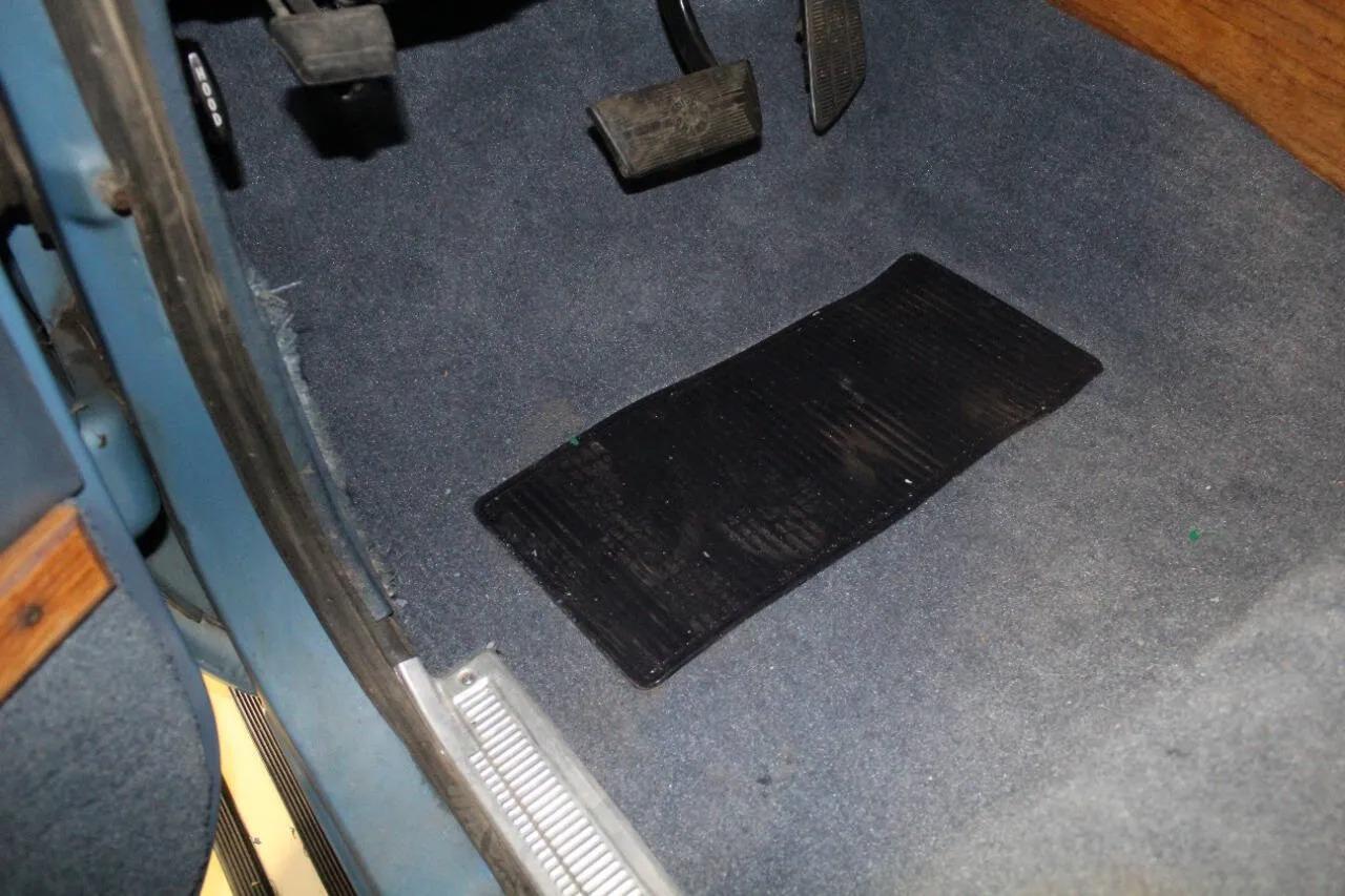 1987 Chevrolet Suburban V10 Trail Master