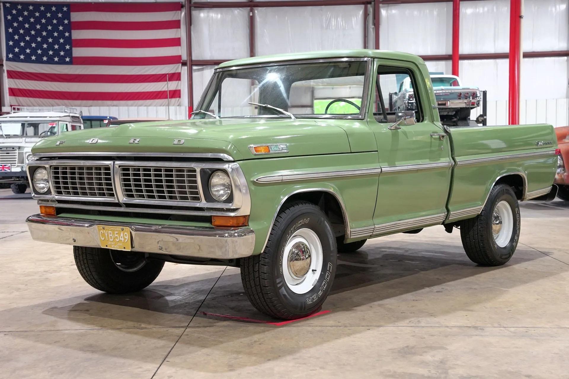  Ford F-100