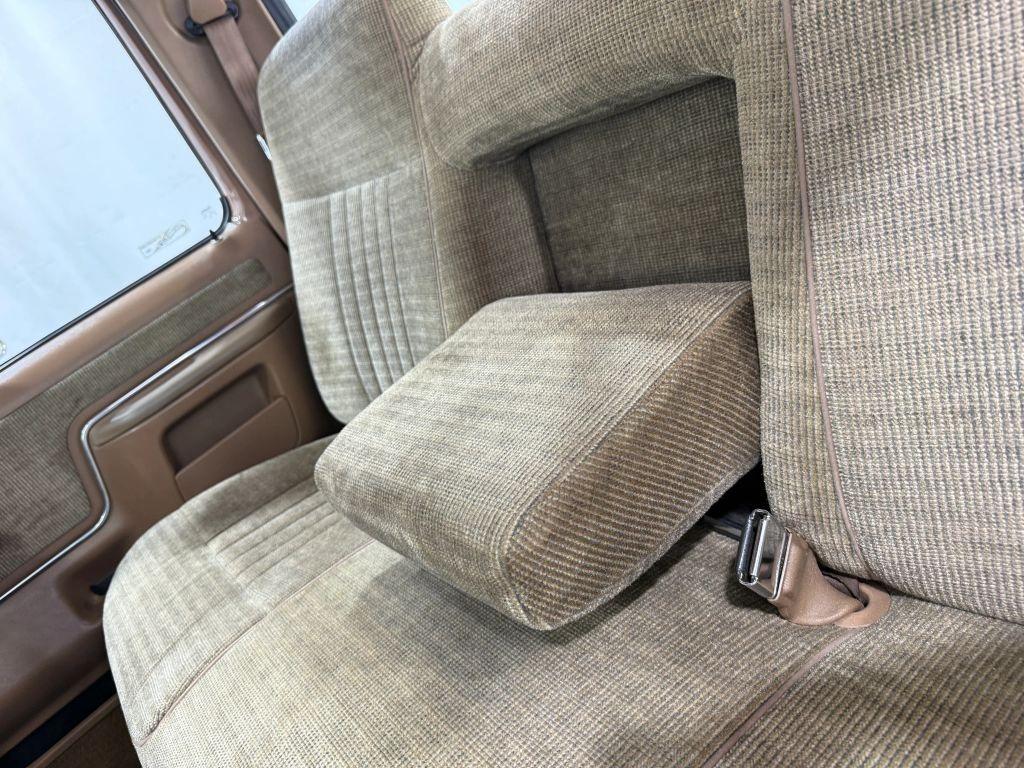 1989 Ford F-250 XLT Lariat