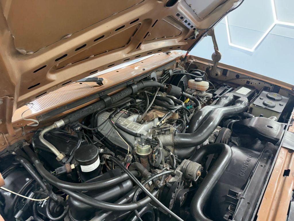 1989 Ford F-250 XLT Lariat