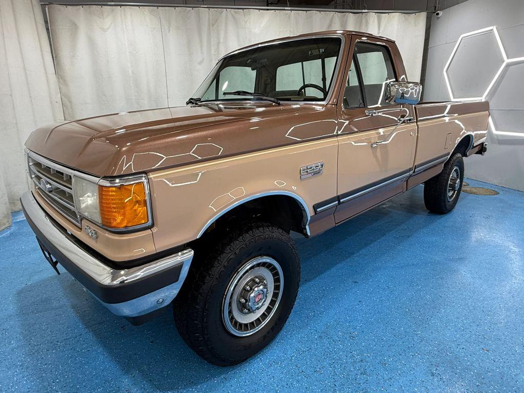 1989 Ford F-250 XLT Lariat