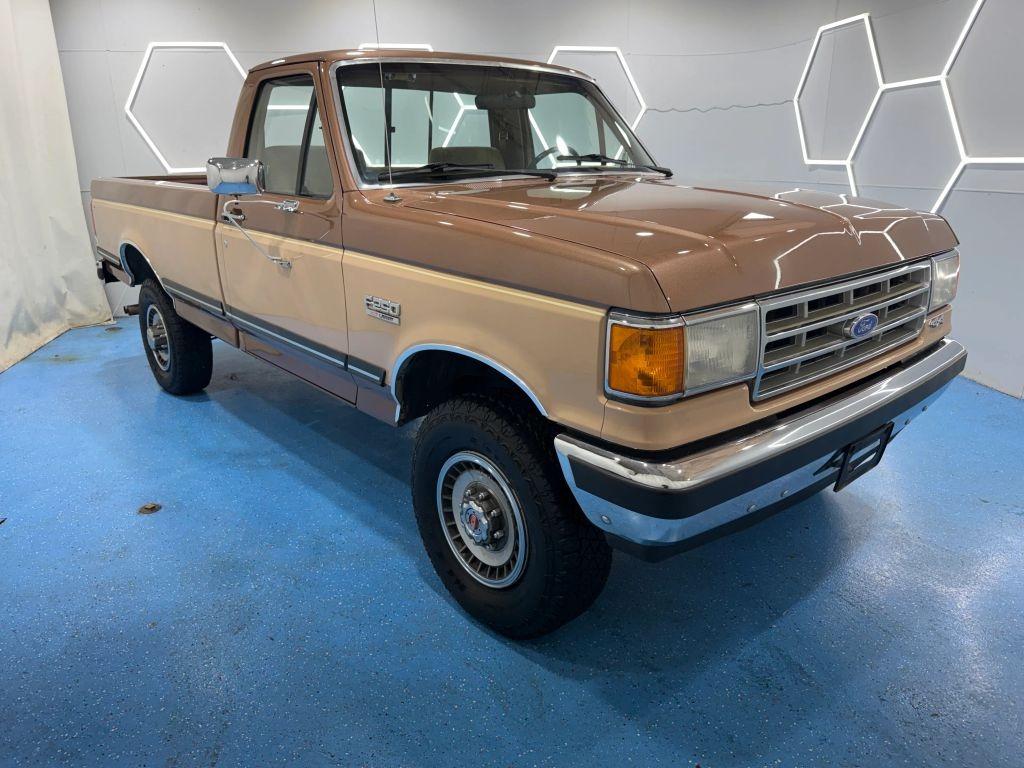 1989 Ford F-250 XLT Lariat