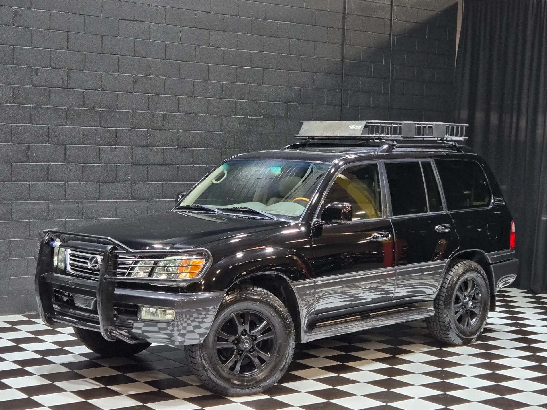 2004 Lexus LX 470 - 3