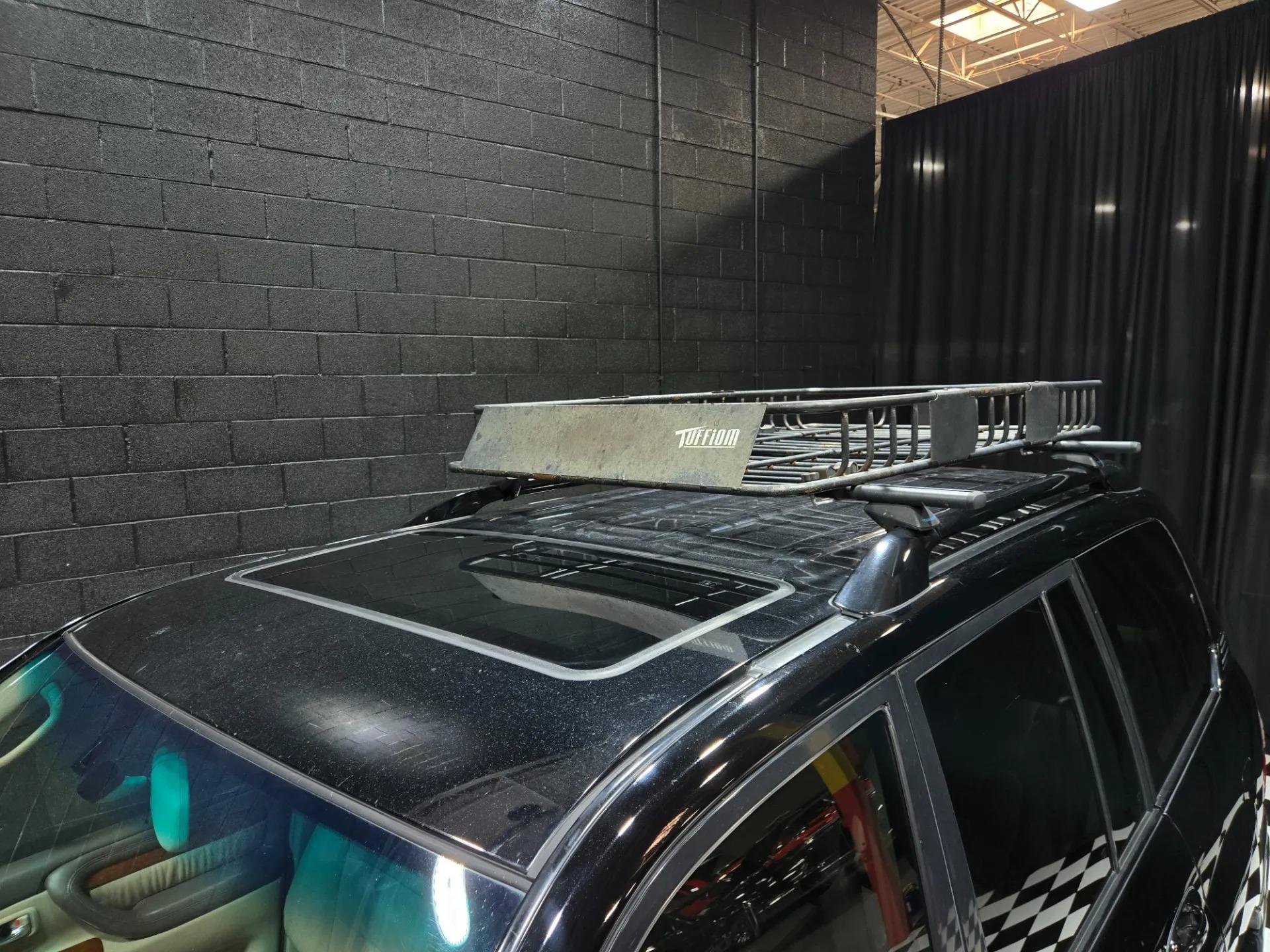 2004 Lexus LX 470