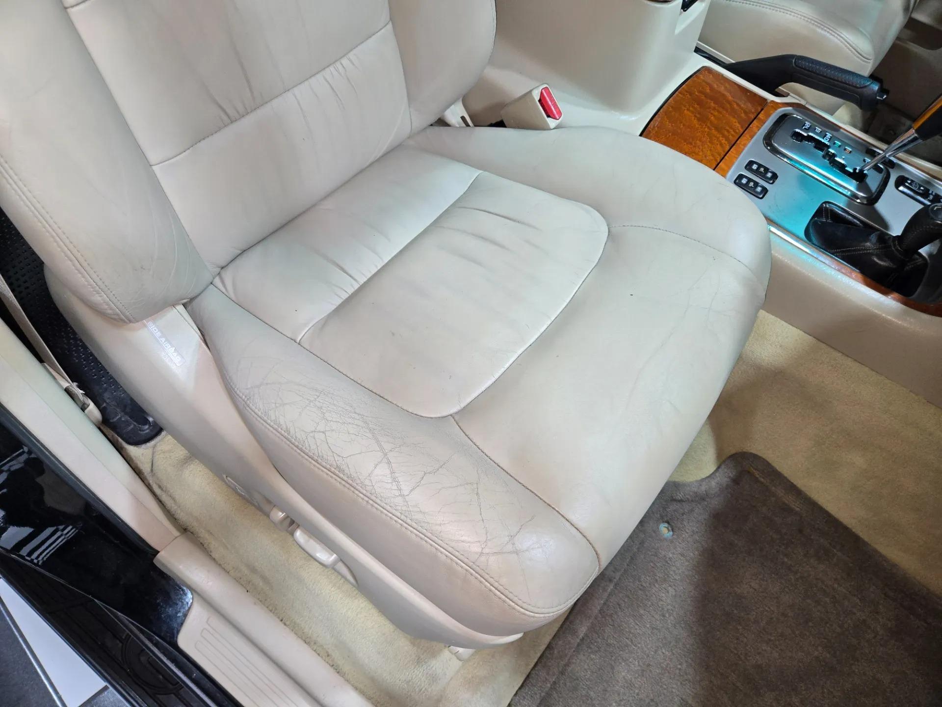 2004 Lexus LX 470