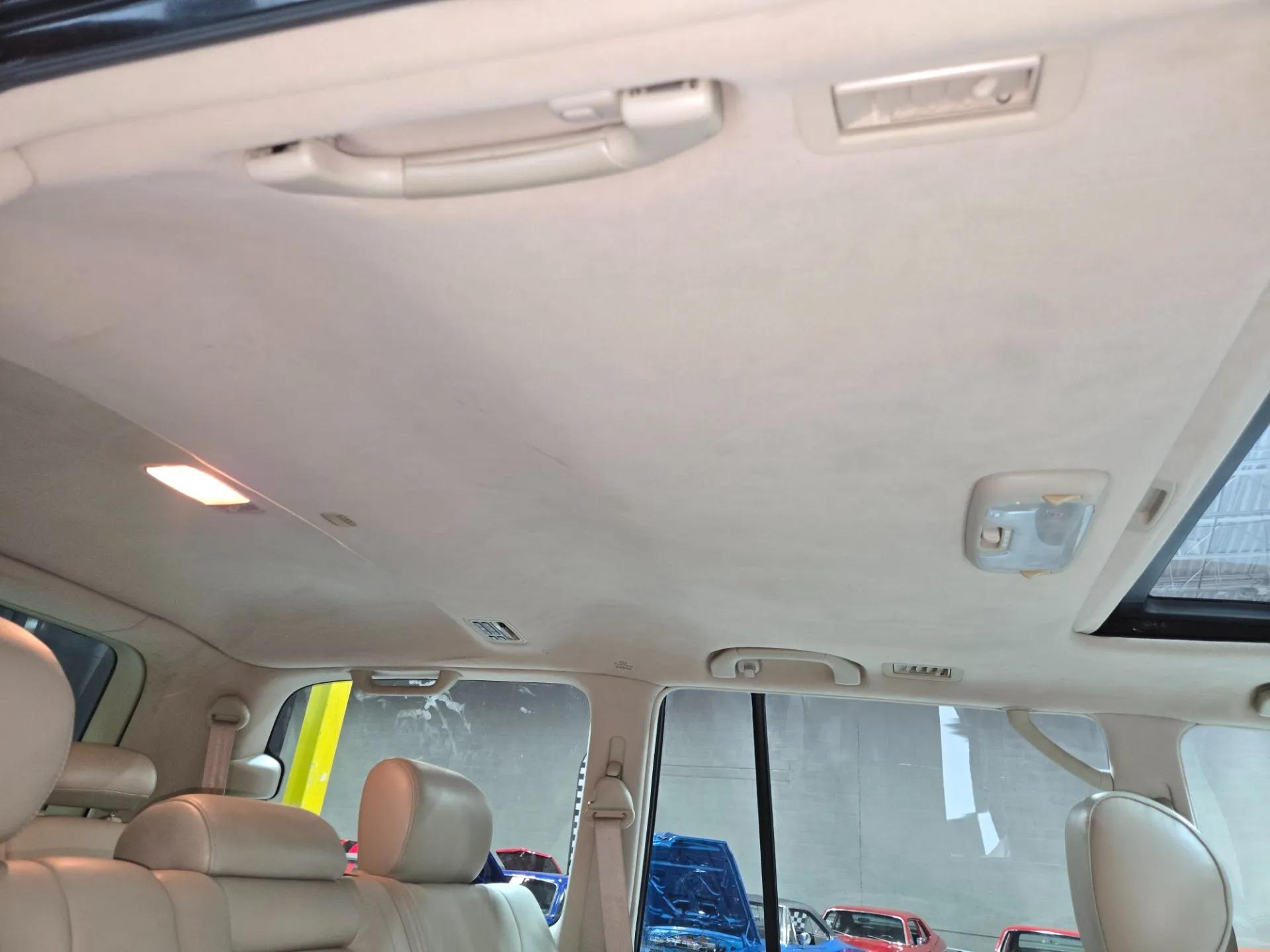 2004 Lexus LX 470