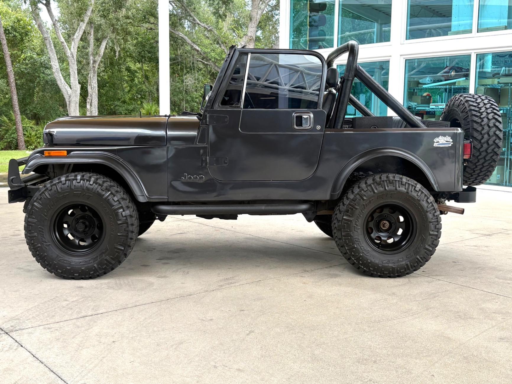 1985 Jeep CJ-7 - 2