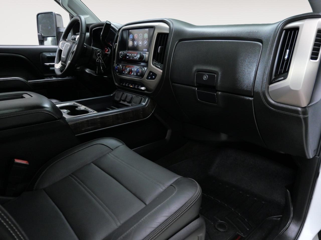 2016 GMC Sierra 3500HD Denali