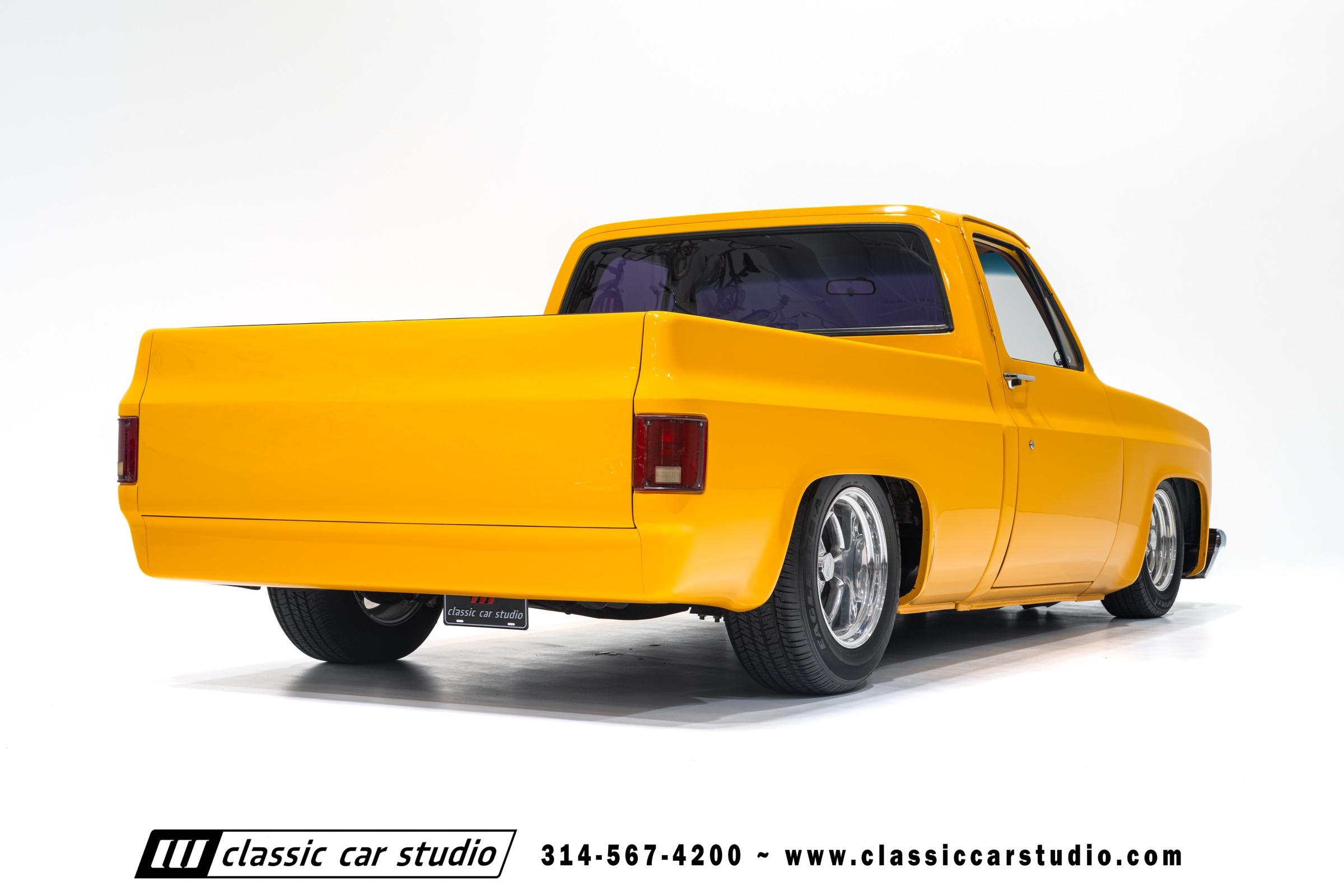 1987 Chevrolet R10 Fleetside - 4