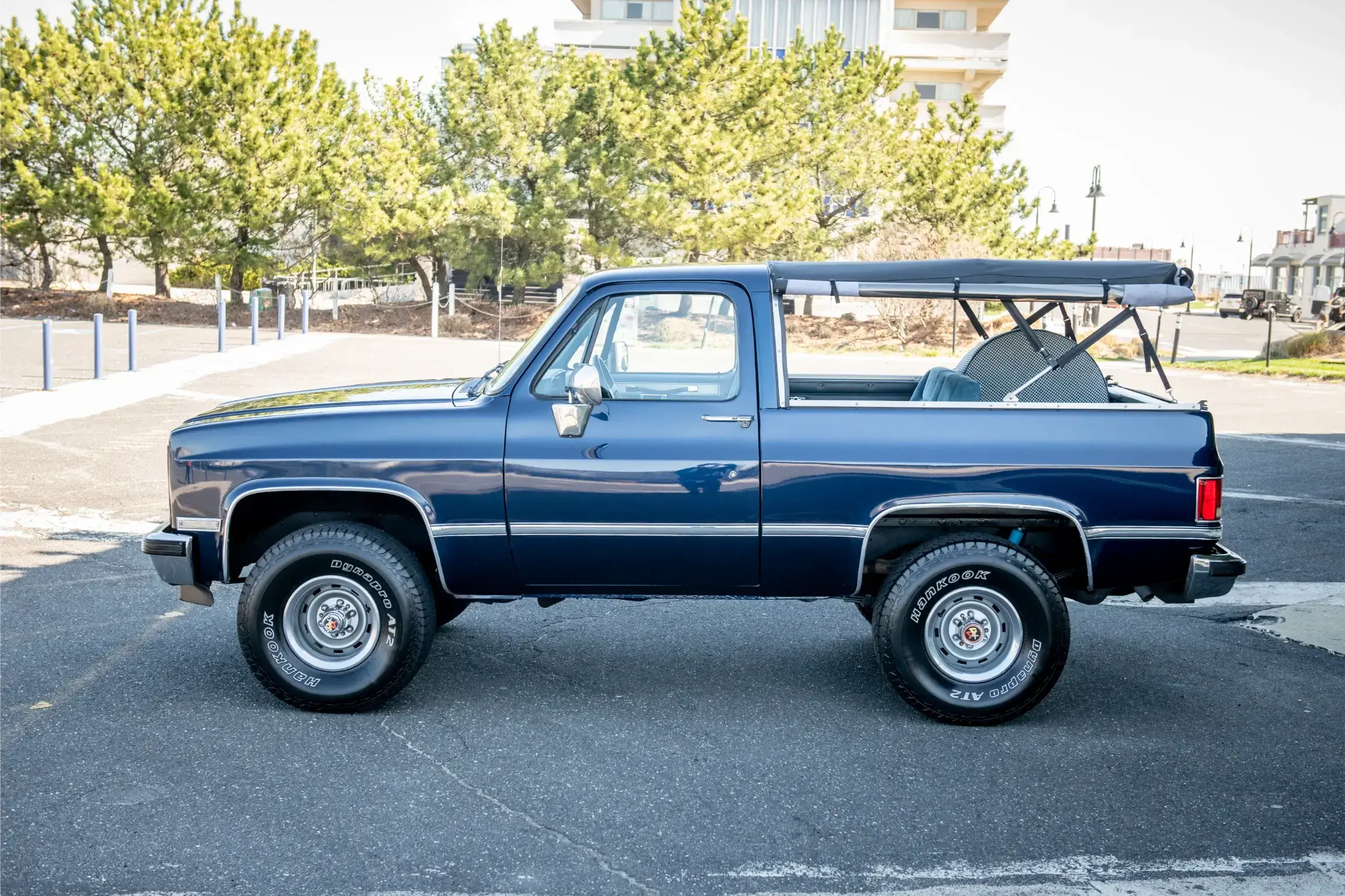 Sold: 1990 Chevrolet K5 Blazer V1500 4×4
