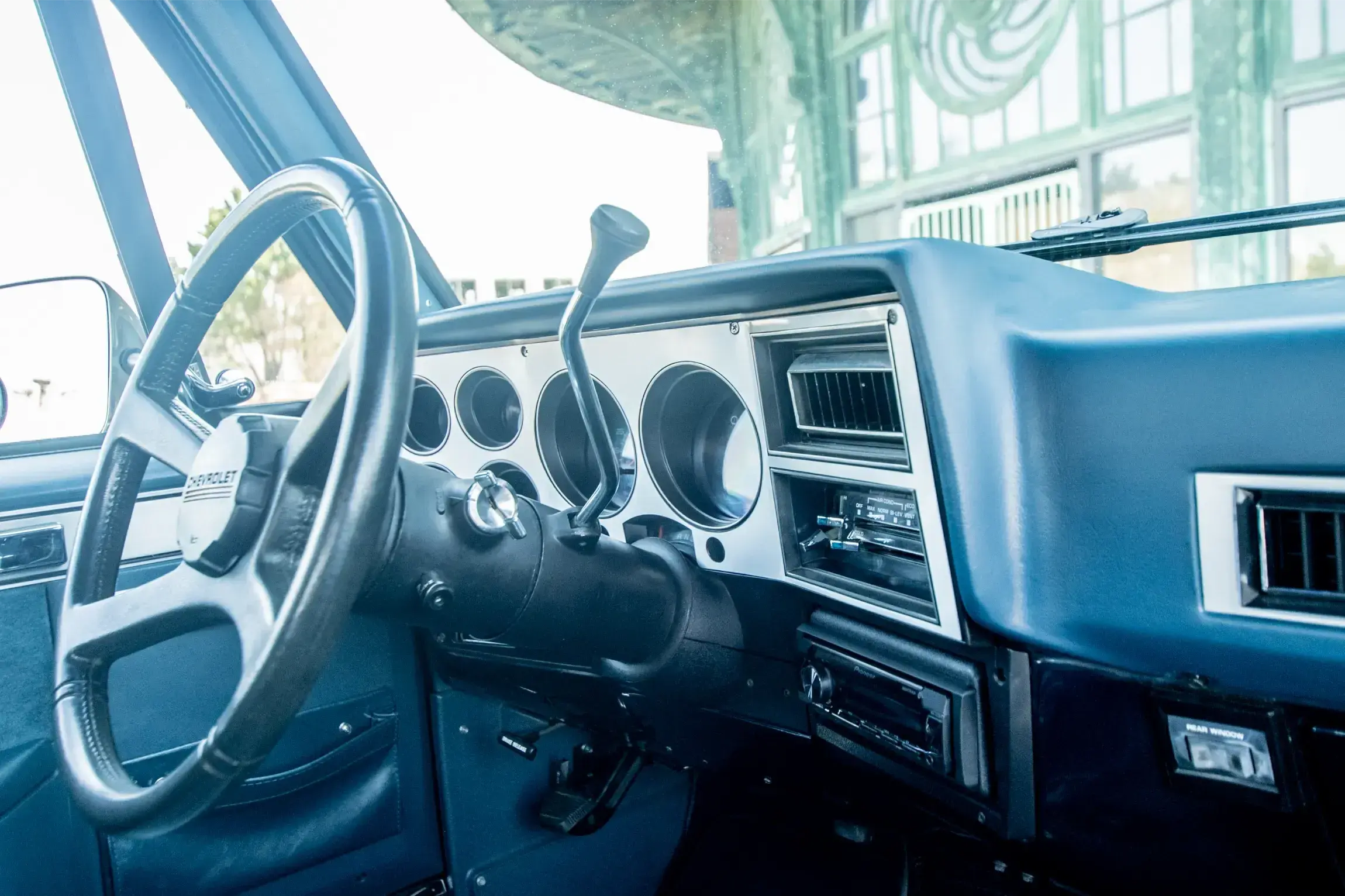 Sold: 1990 Chevrolet K5 Blazer V1500 4×4