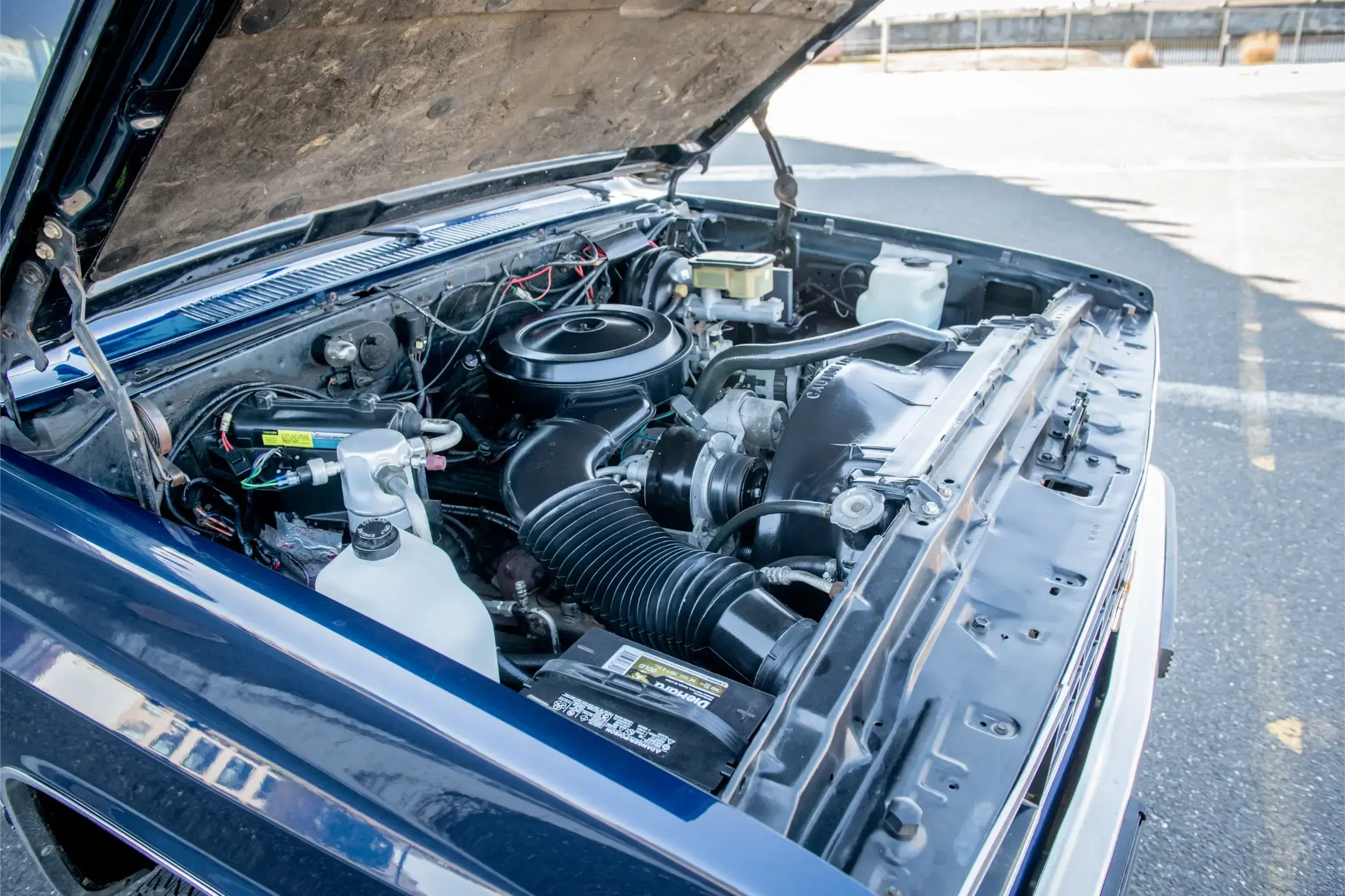 Sold: 1990 Chevrolet K5 Blazer V1500 4×4