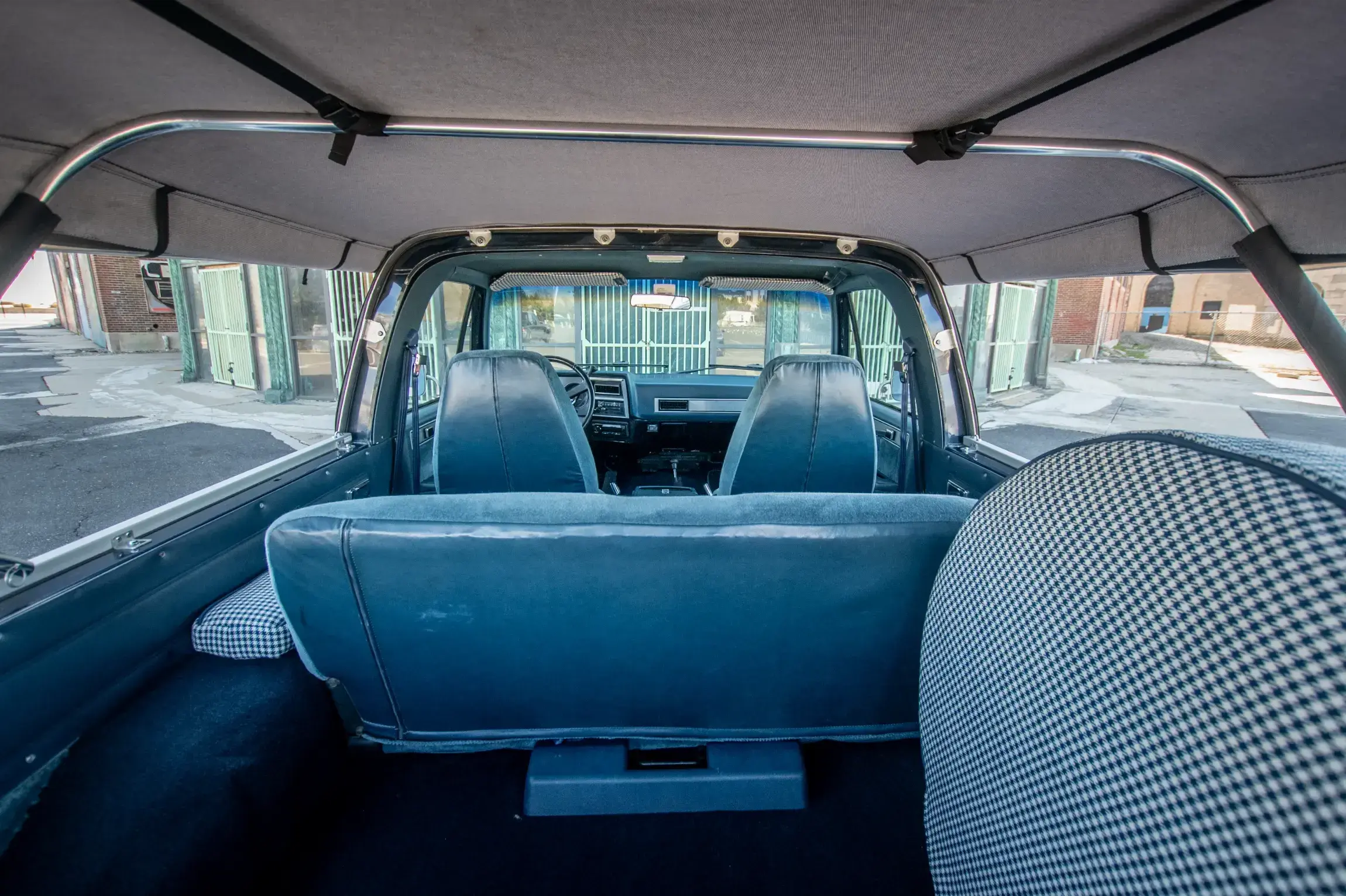 Sold: 1990 Chevrolet K5 Blazer V1500 4×4