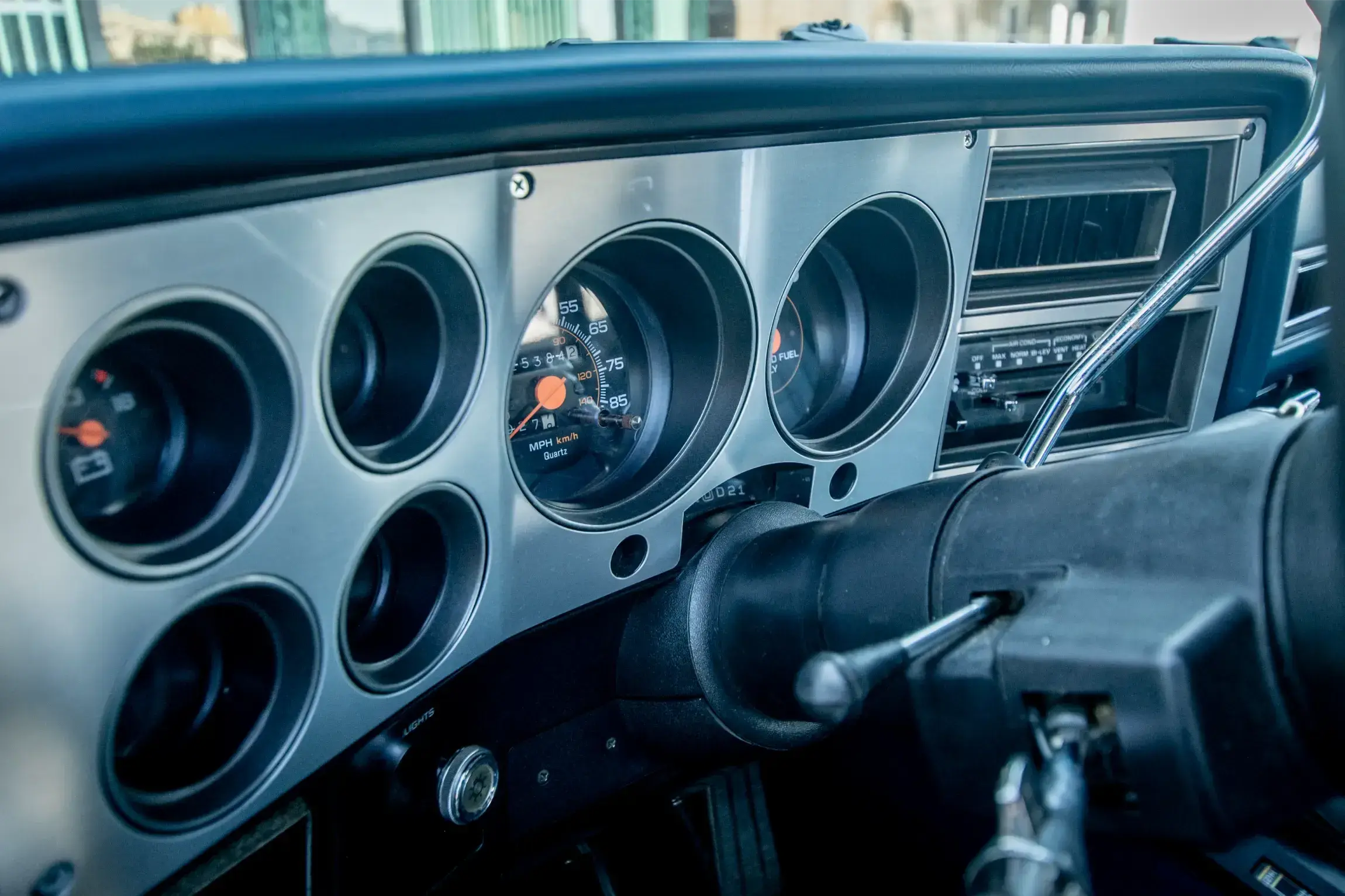 Sold: 1990 Chevrolet K5 Blazer V1500 4×4