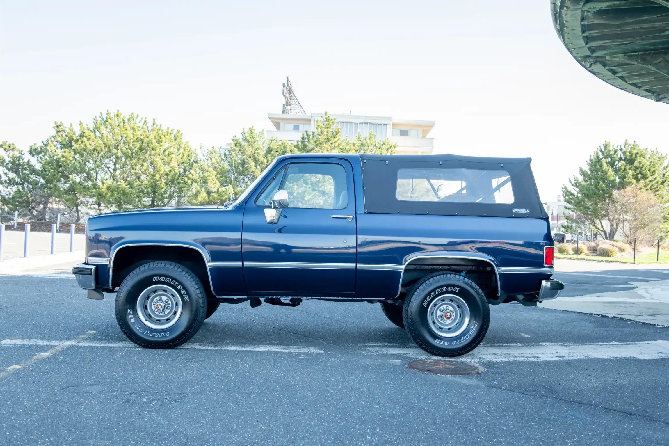 Sold: 1990 Chevrolet K5 Blazer V1500 4×4