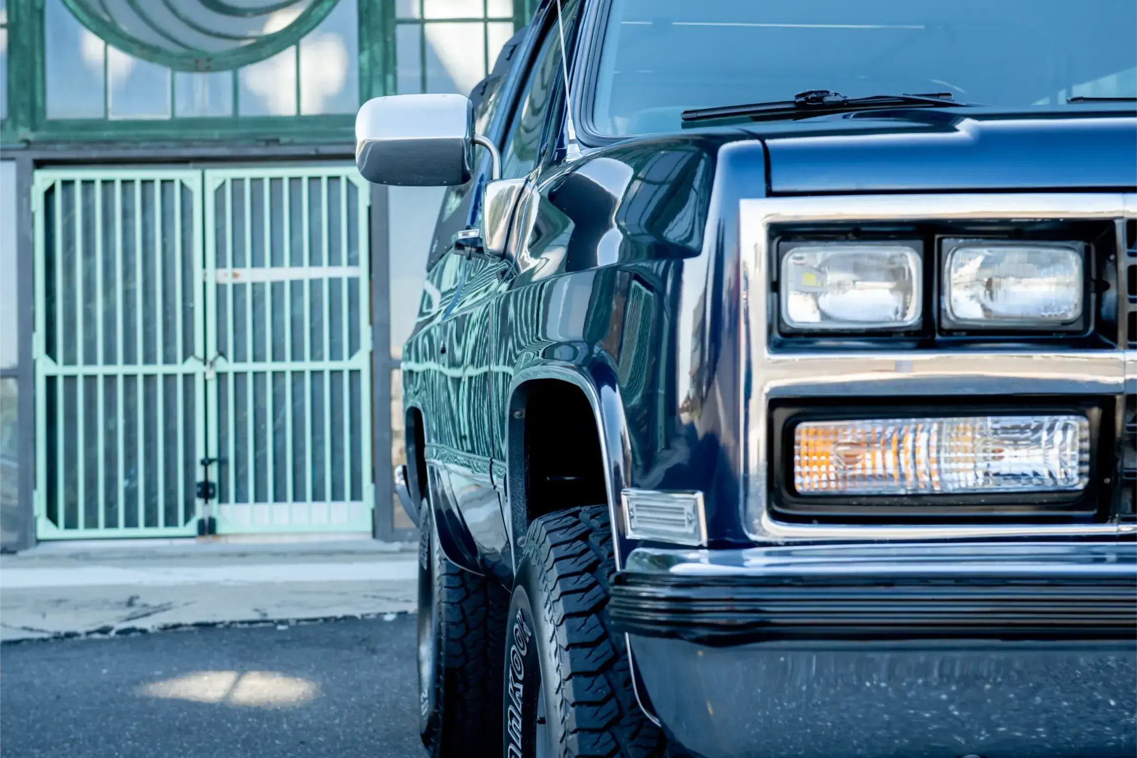 Sold: 1990 Chevrolet K5 Blazer V1500 4×4