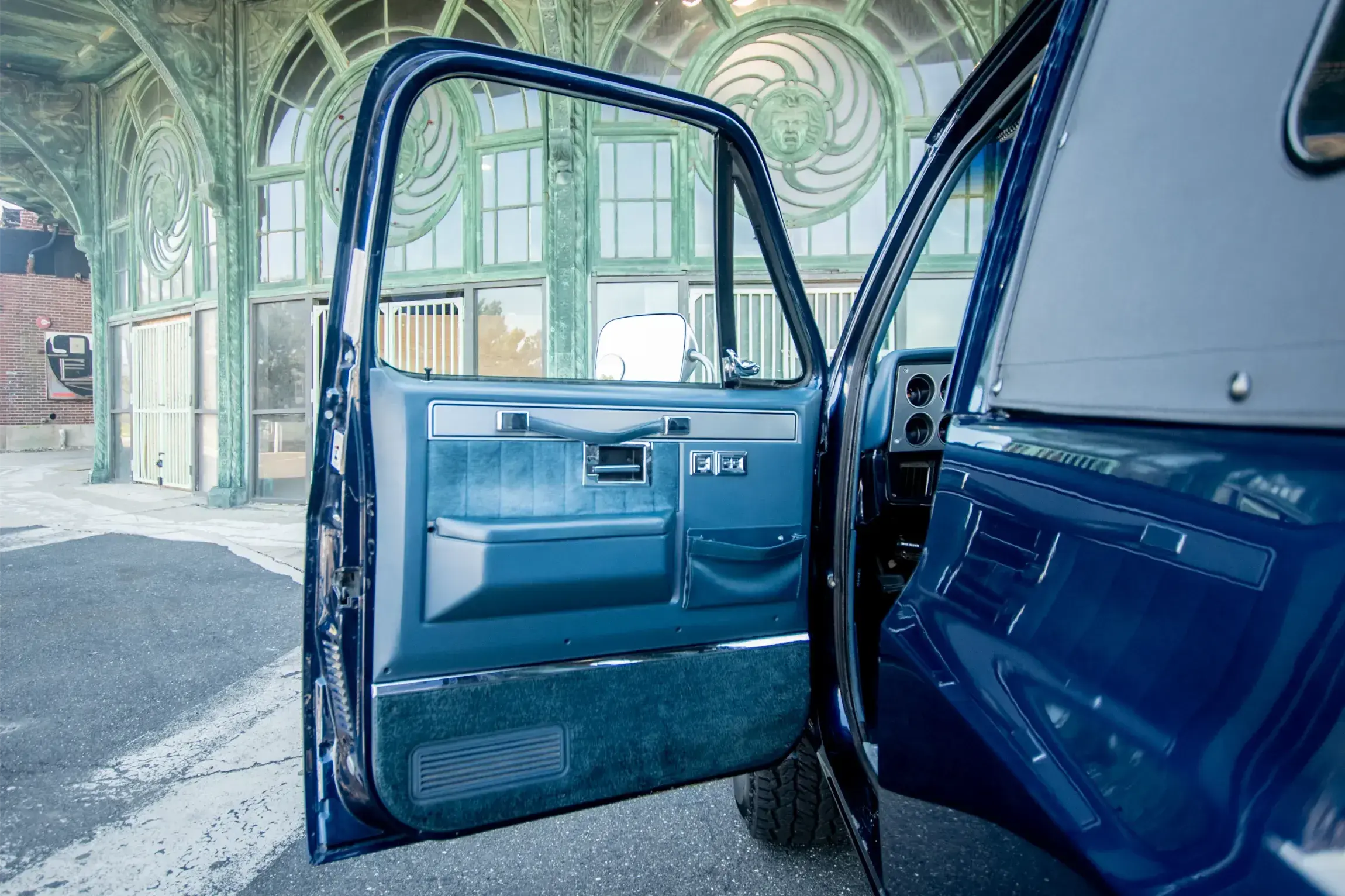 Sold: 1990 Chevrolet K5 Blazer V1500 4×4