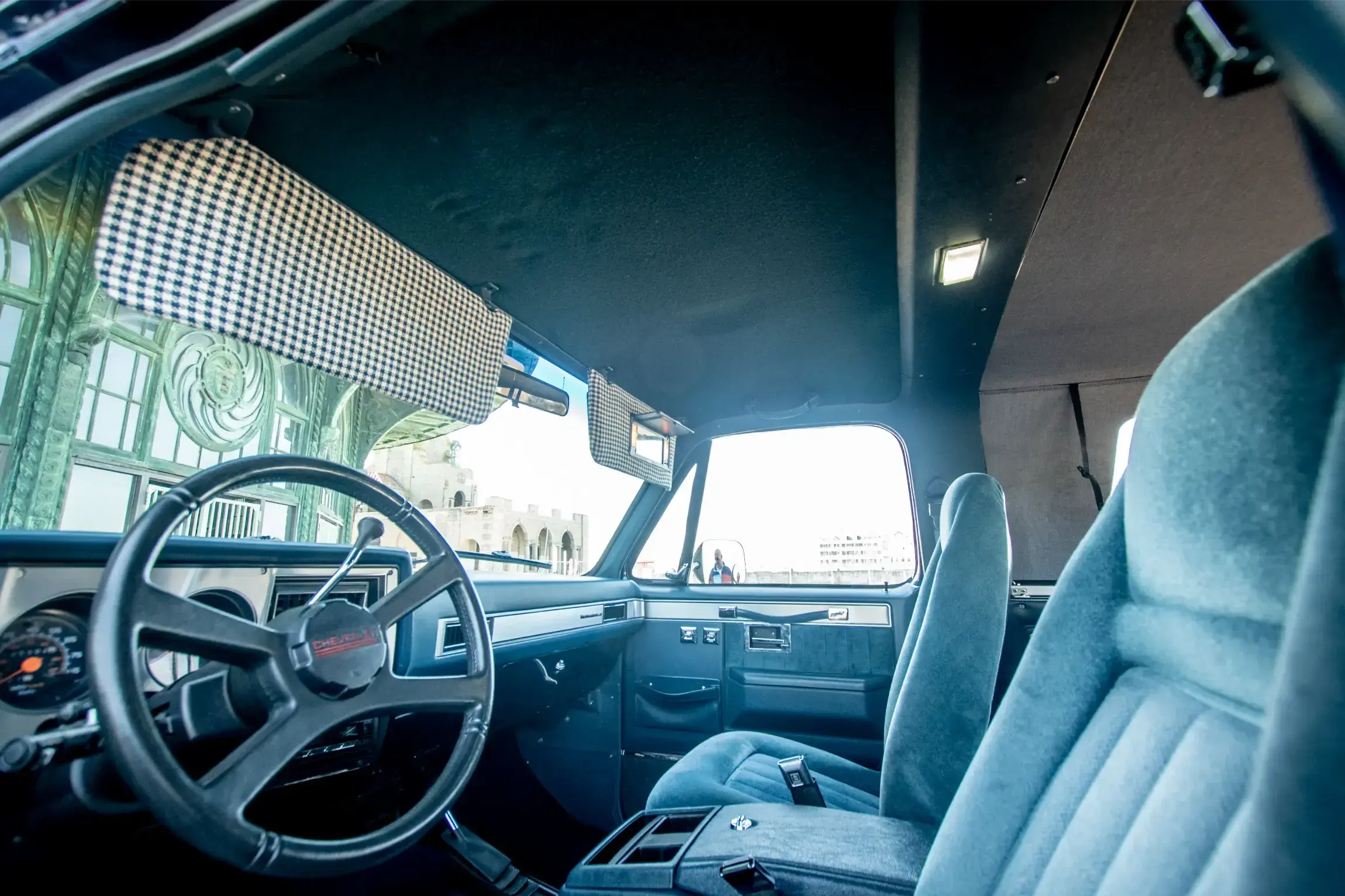 Sold: 1990 Chevrolet K5 Blazer V1500 4×4