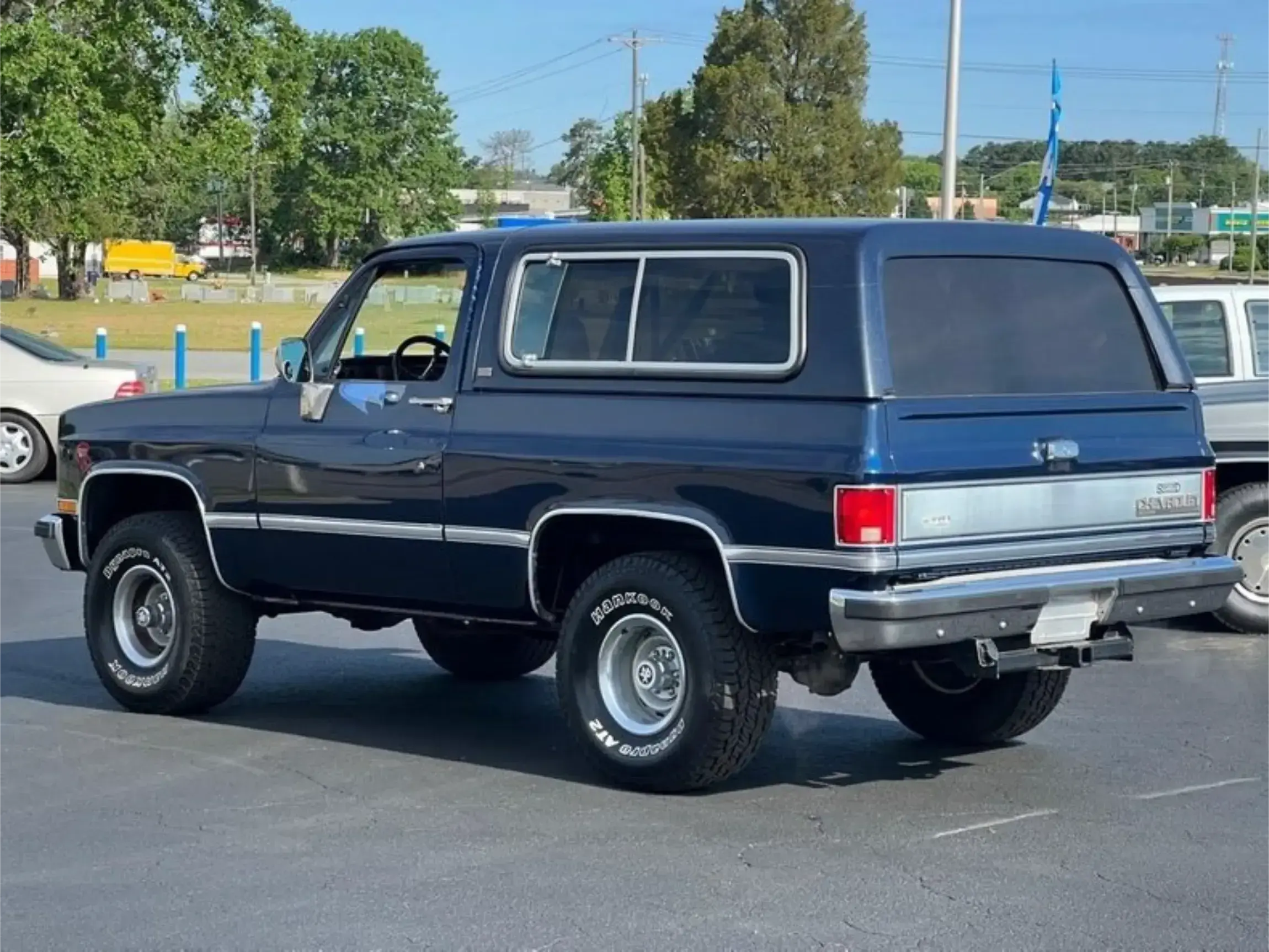 Sold: 1990 Chevrolet K5 Blazer V1500 4×4
