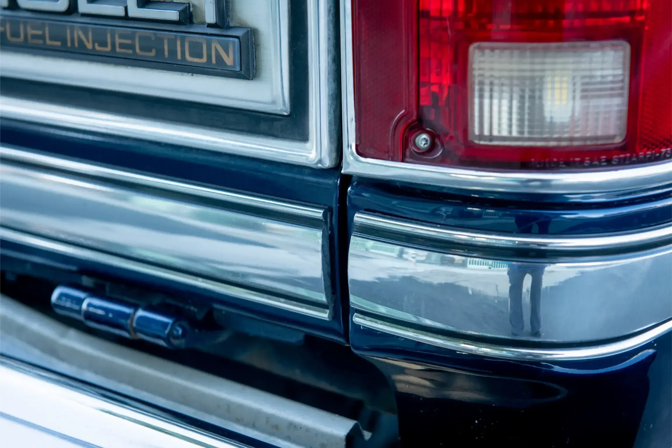 Sold: 1990 Chevrolet K5 Blazer V1500 4×4