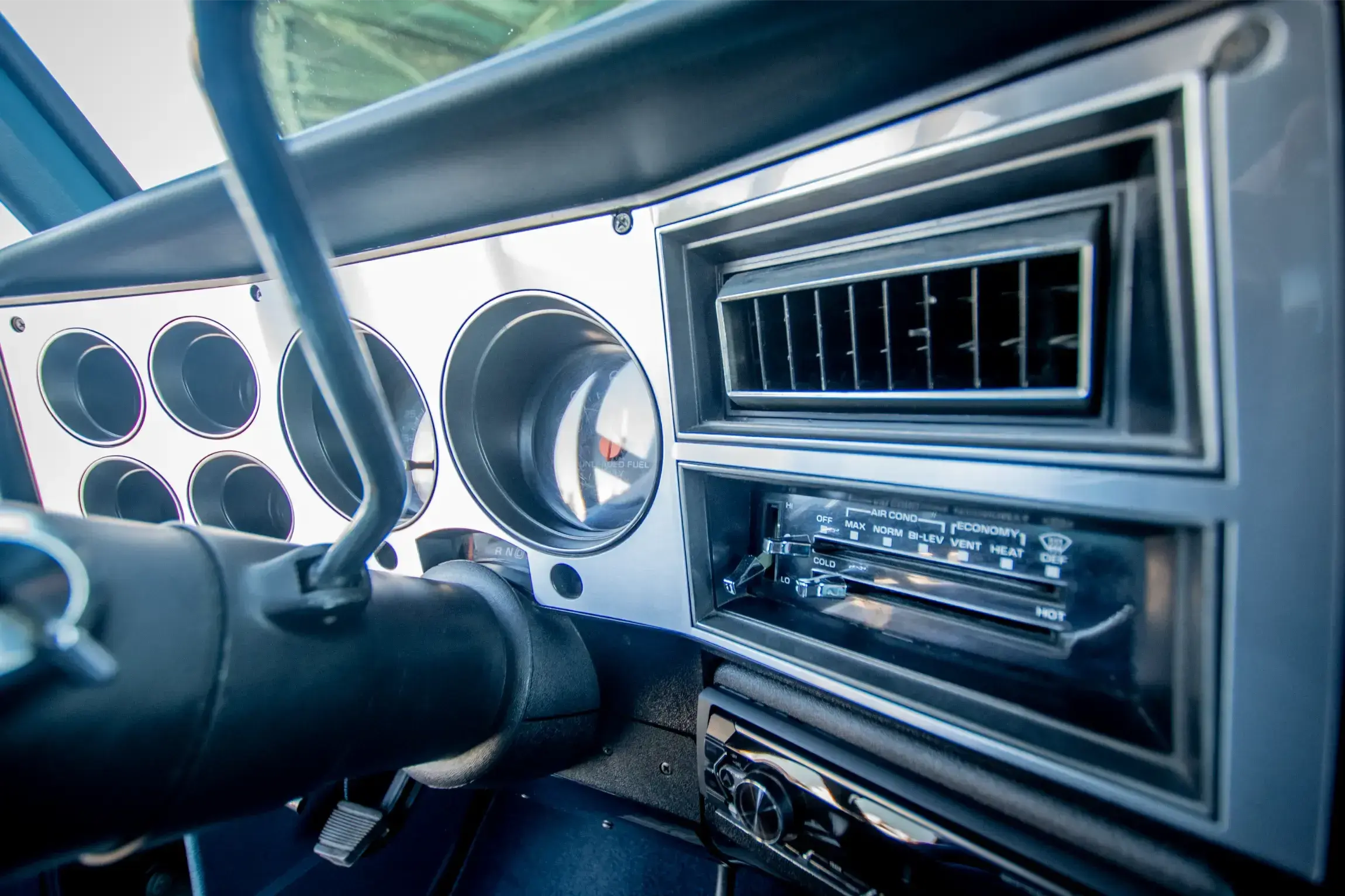 Sold: 1990 Chevrolet K5 Blazer V1500 4×4