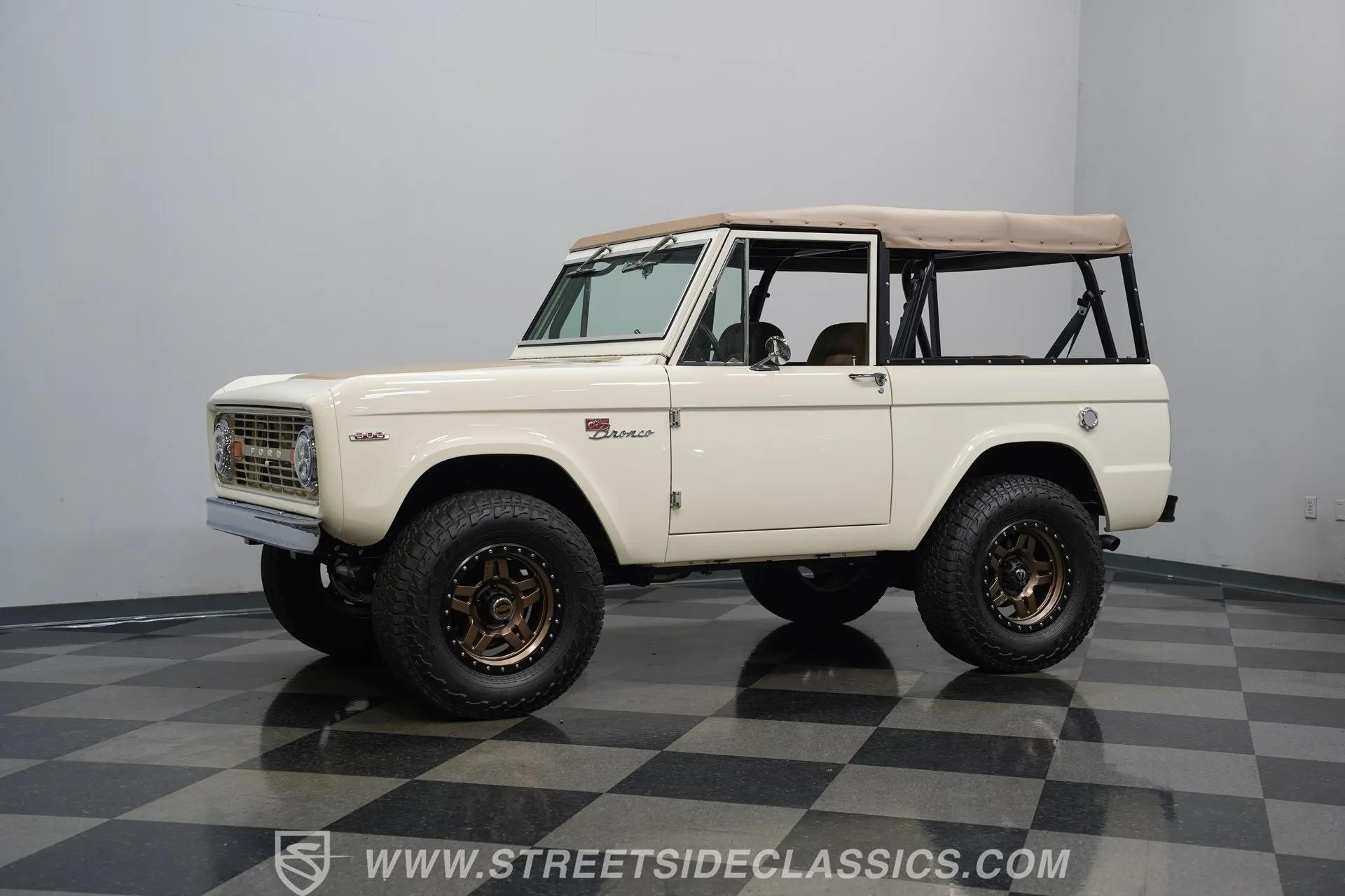 1967 Ford Bronco - 4