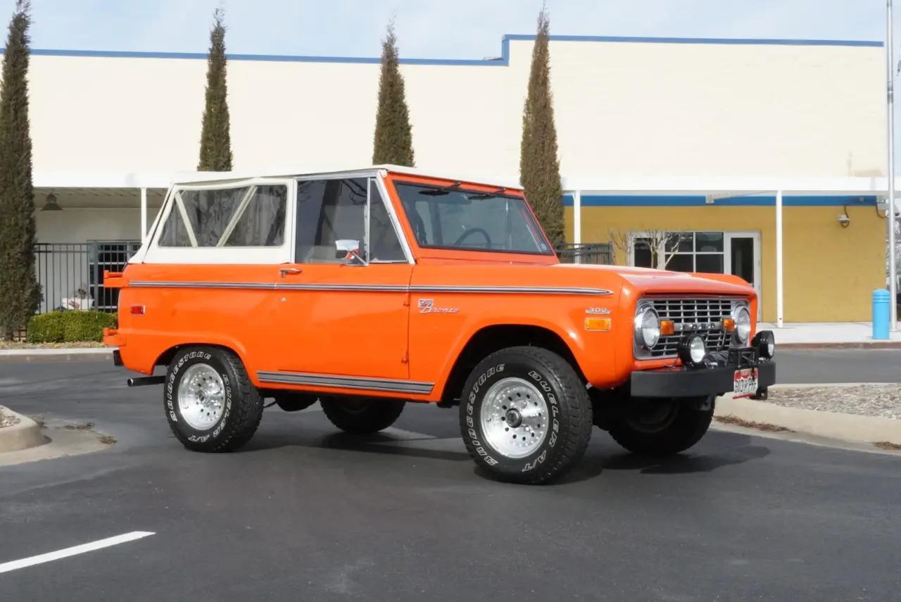 Restored 1971 Ford Bronco