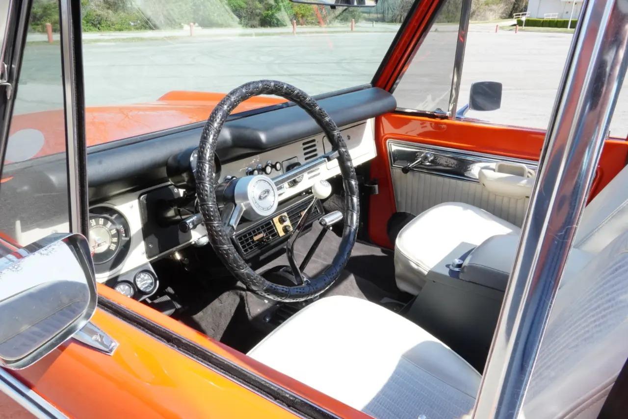 Restored 1971 Ford Bronco