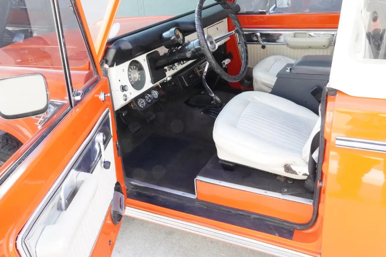 Restored 1971 Ford Bronco