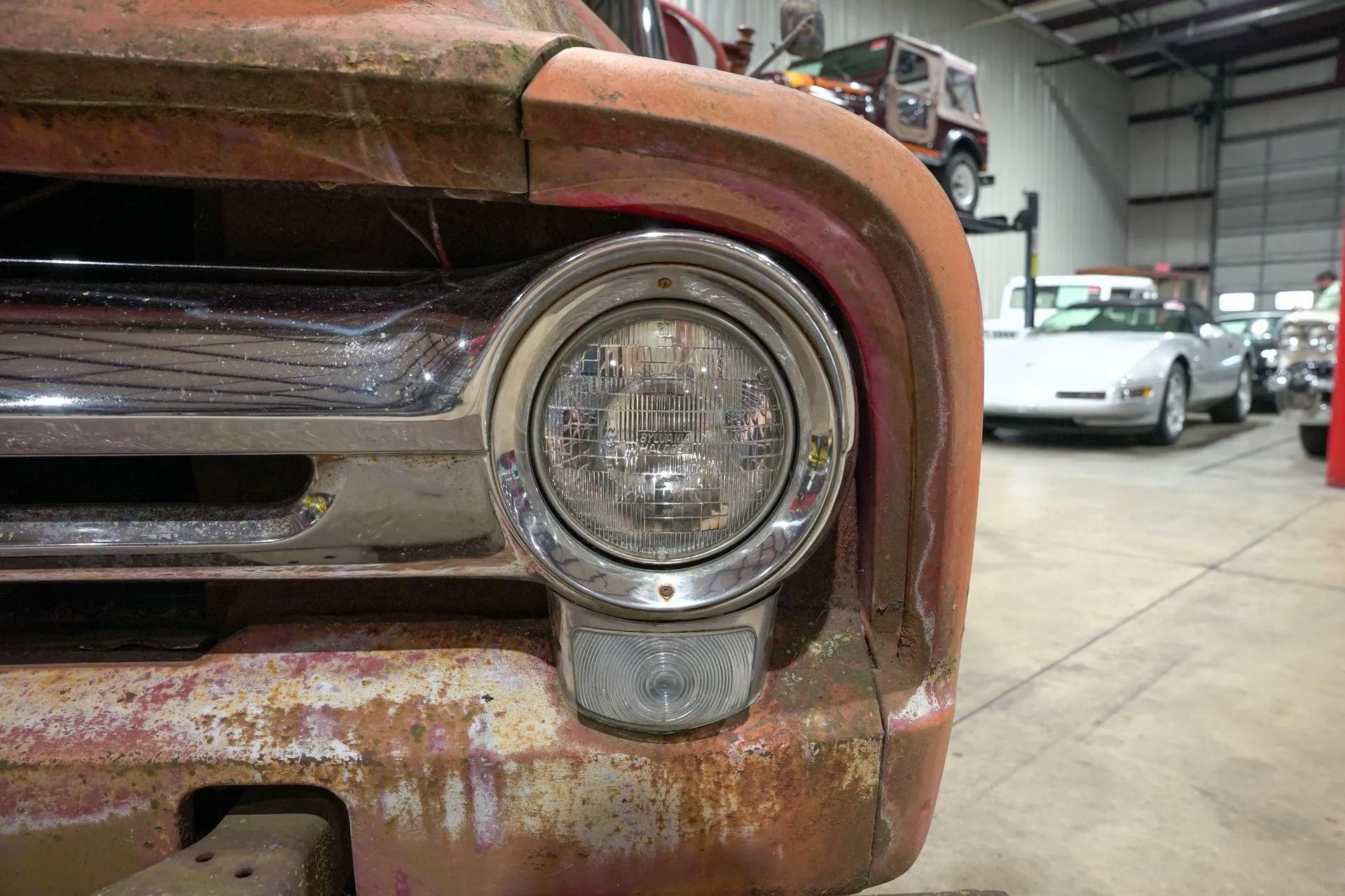 1956 Ford F350 Fire Engine