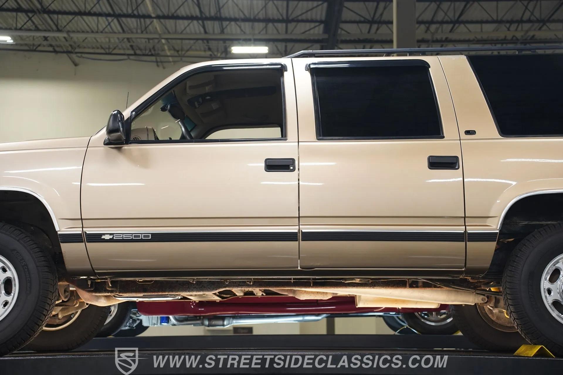 1999 Chevrolet Suburban 2500