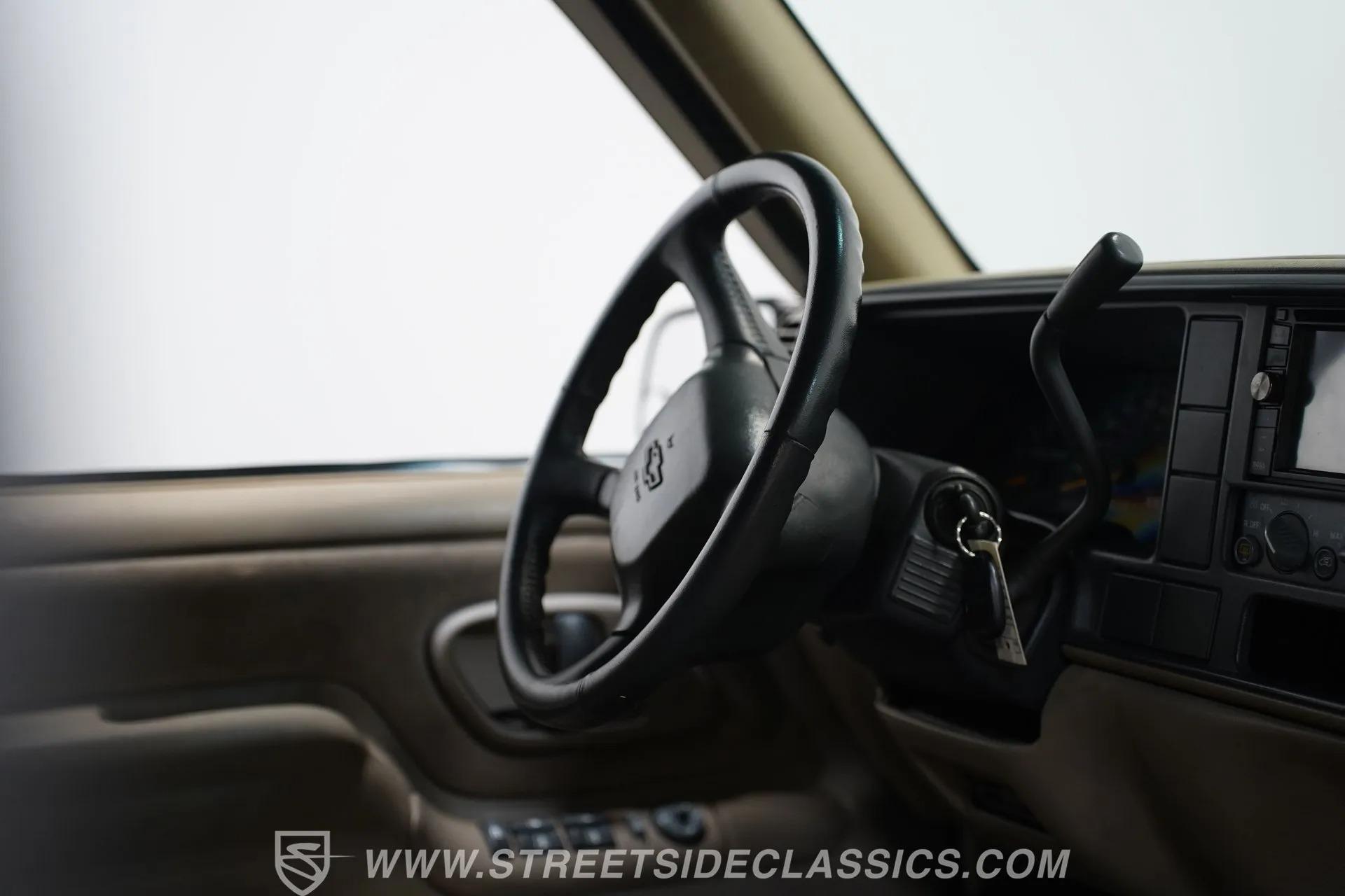 1999 Chevrolet Suburban 2500
