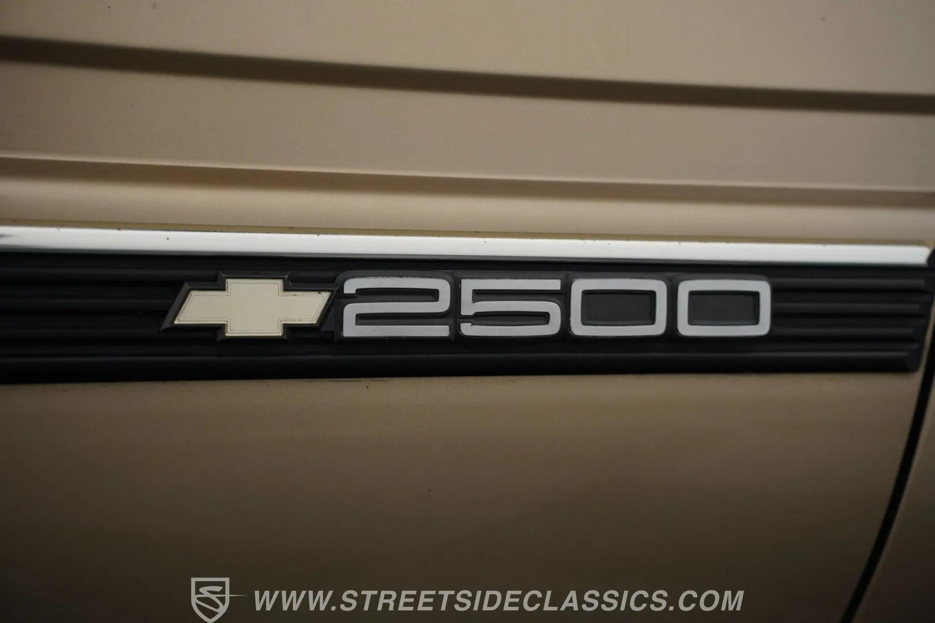 1999 Chevrolet Suburban 2500