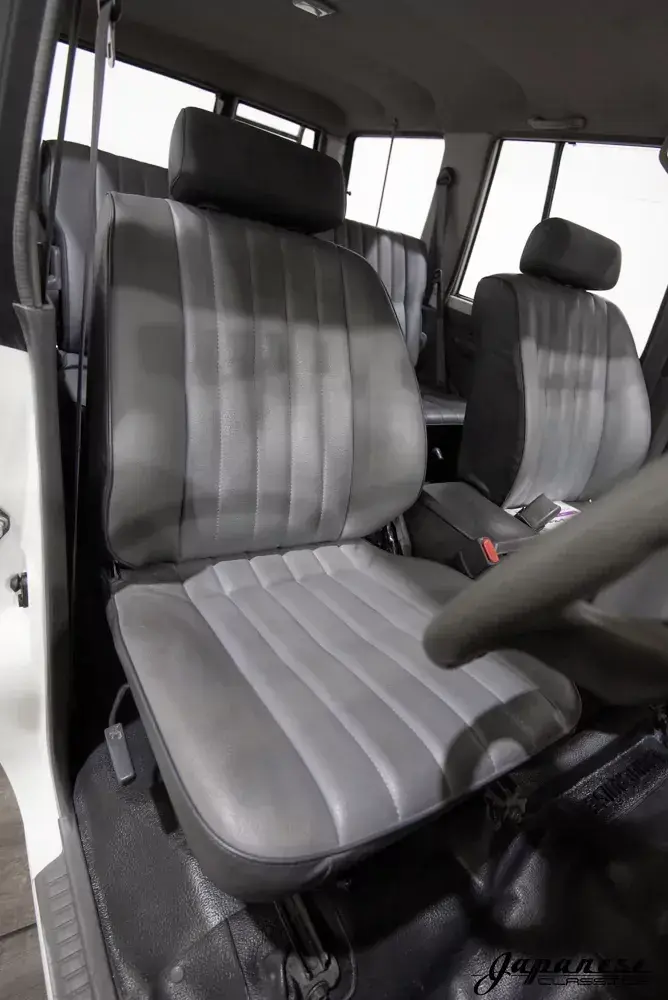 1992 Land Cruiser J77