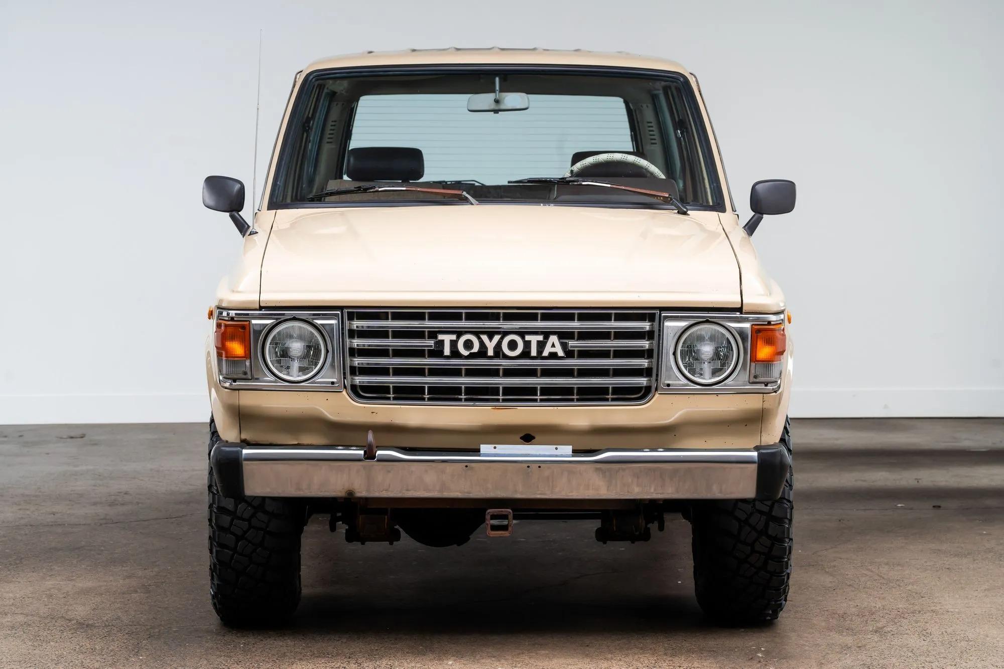 1983 Toyota Land Cruiser FJ60 - 3