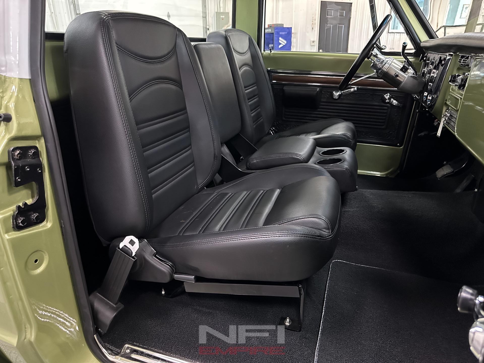 1972 Chevrolet C10 4x4 Restomod