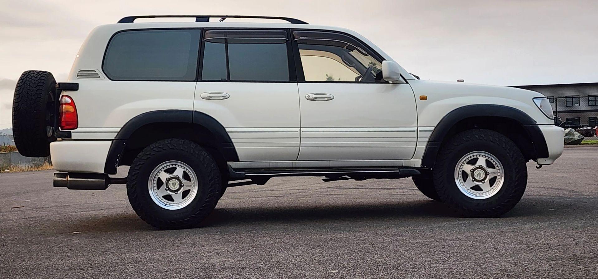 1999 Toyota Land Cruiser 100 Series
