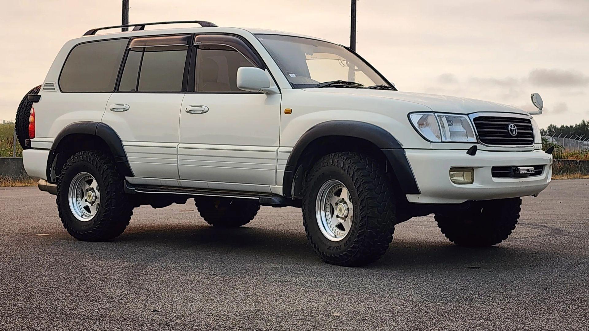 1999 Toyota Land Cruiser 100 Series