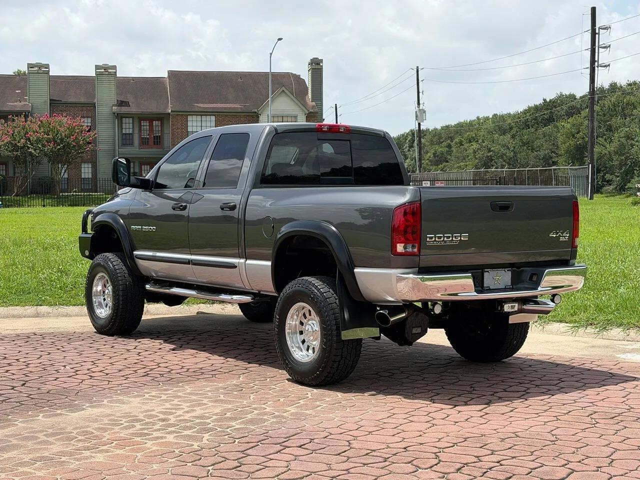 2004 Dodge Ram 2500 SLT
