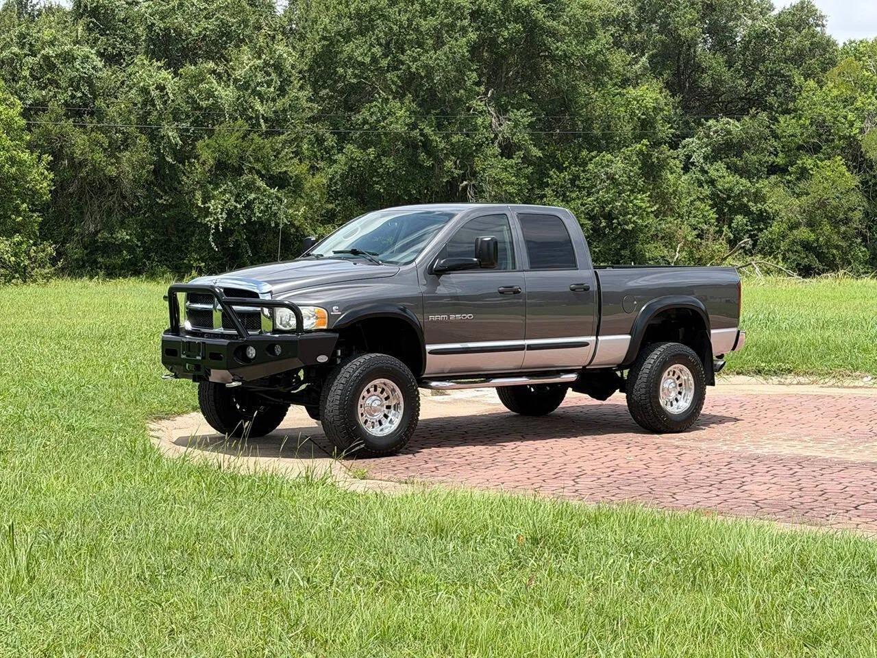 2004 Dodge Ram 2500 SLT - 3