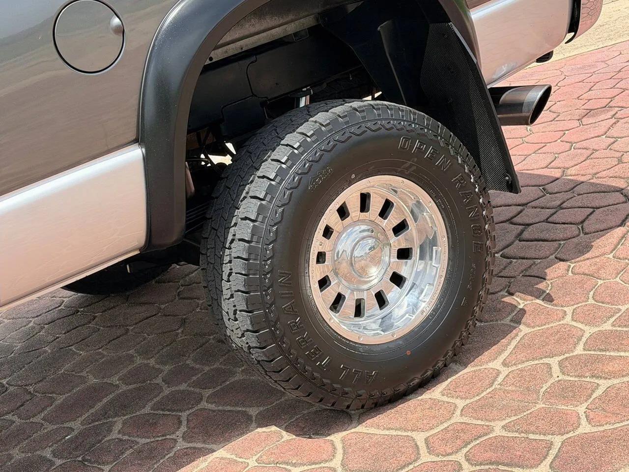 2004 Dodge Ram 2500 SLT