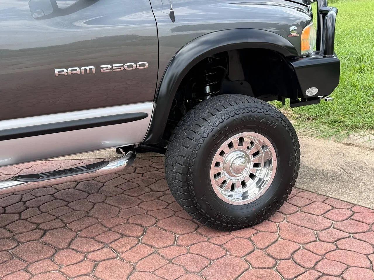 2004 Dodge Ram 2500 SLT