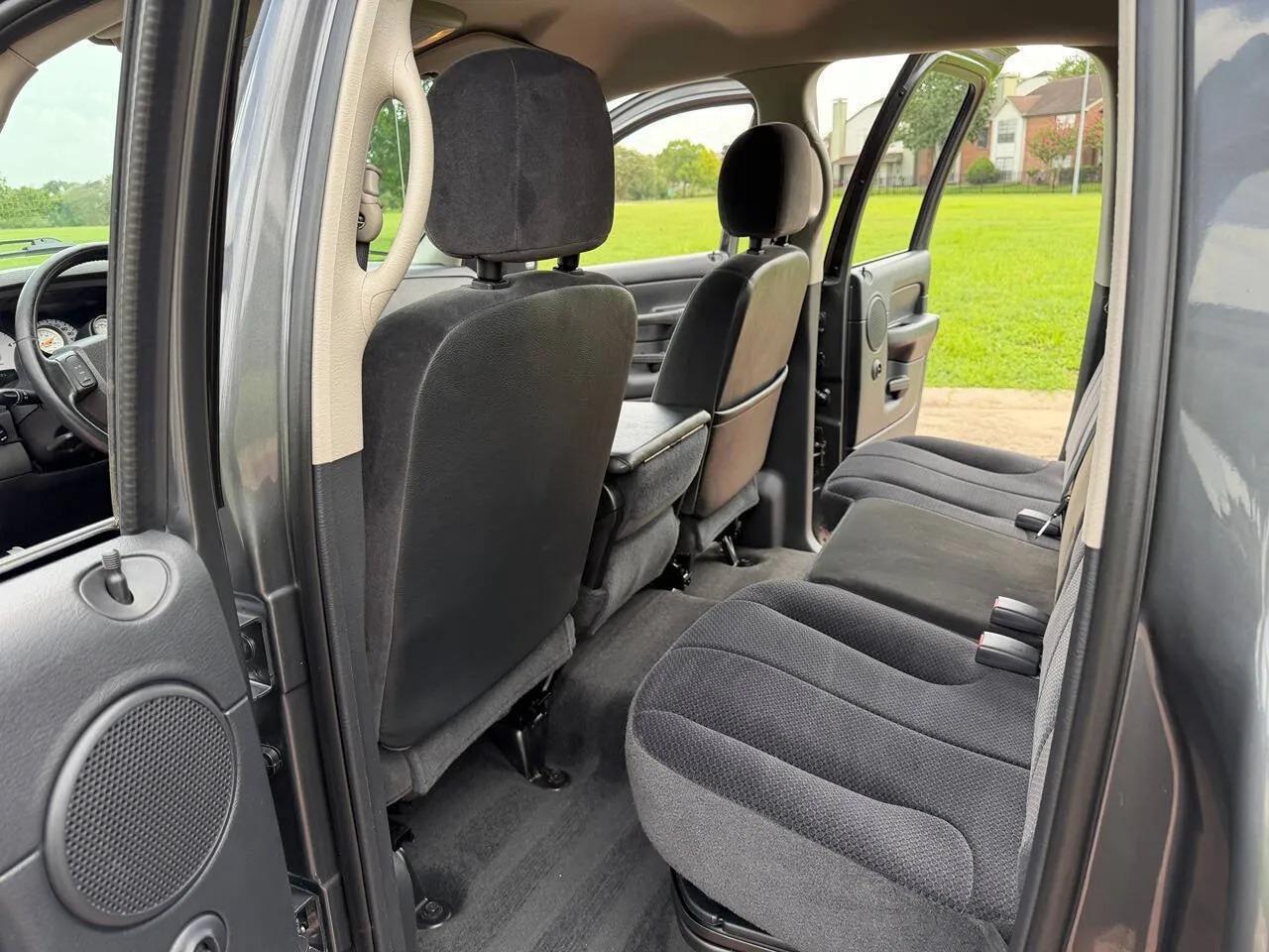 2004 Dodge Ram 2500 SLT