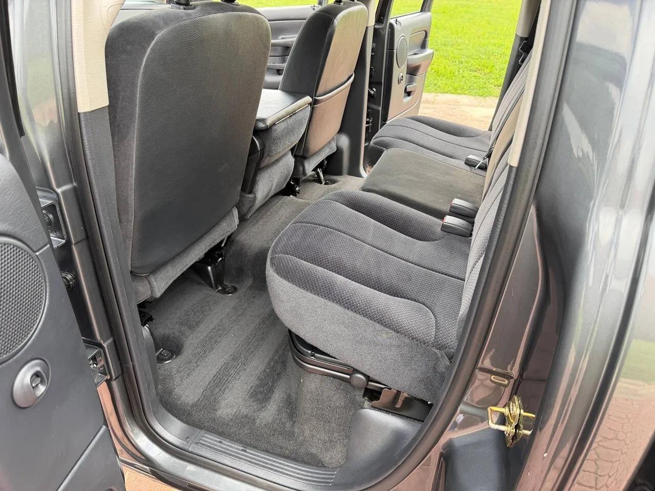 2004 Dodge Ram 2500 SLT
