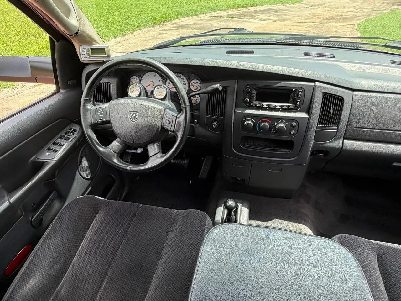 2004 Dodge Ram 2500 SLT