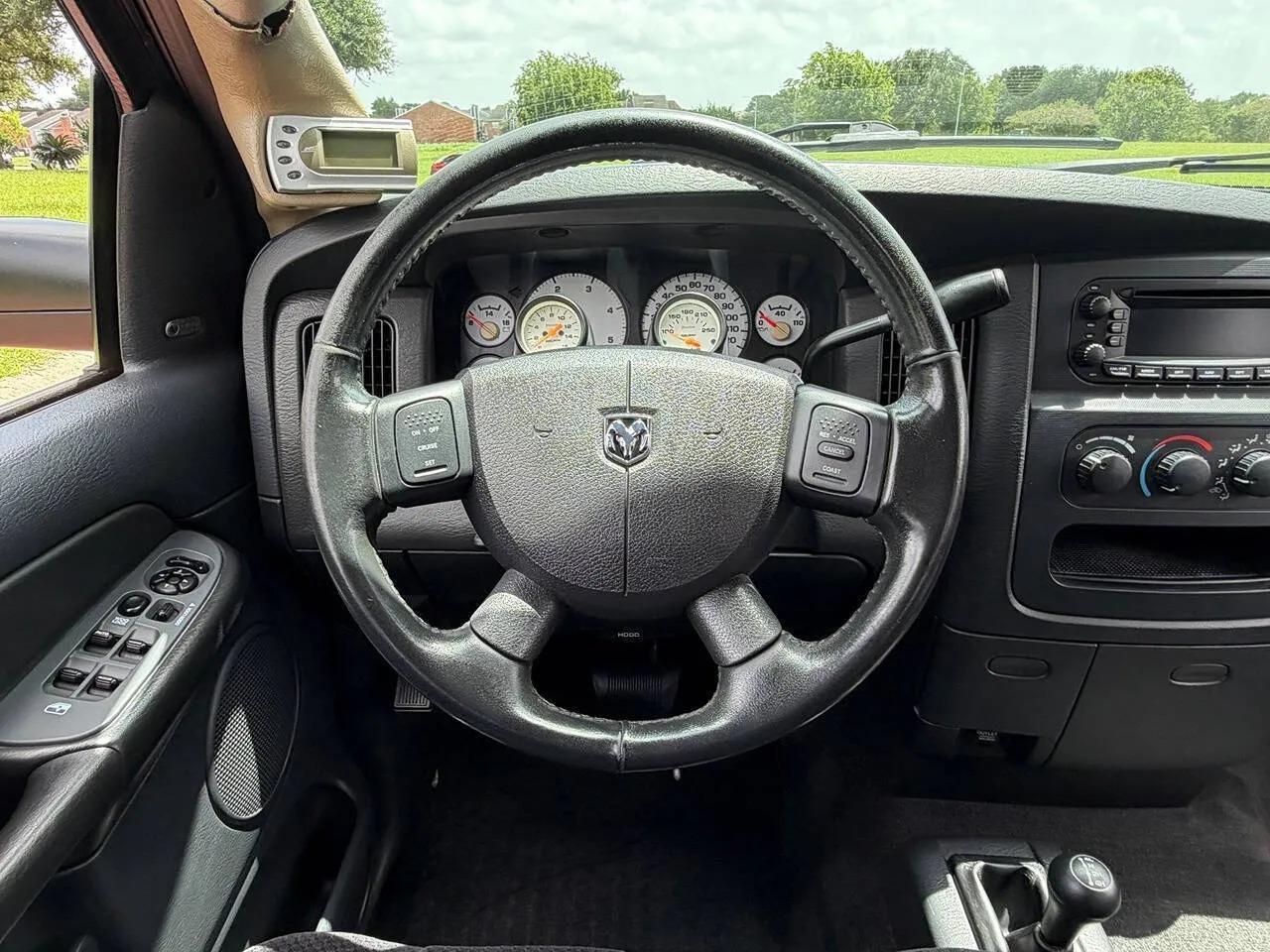 2004 Dodge Ram 2500 SLT