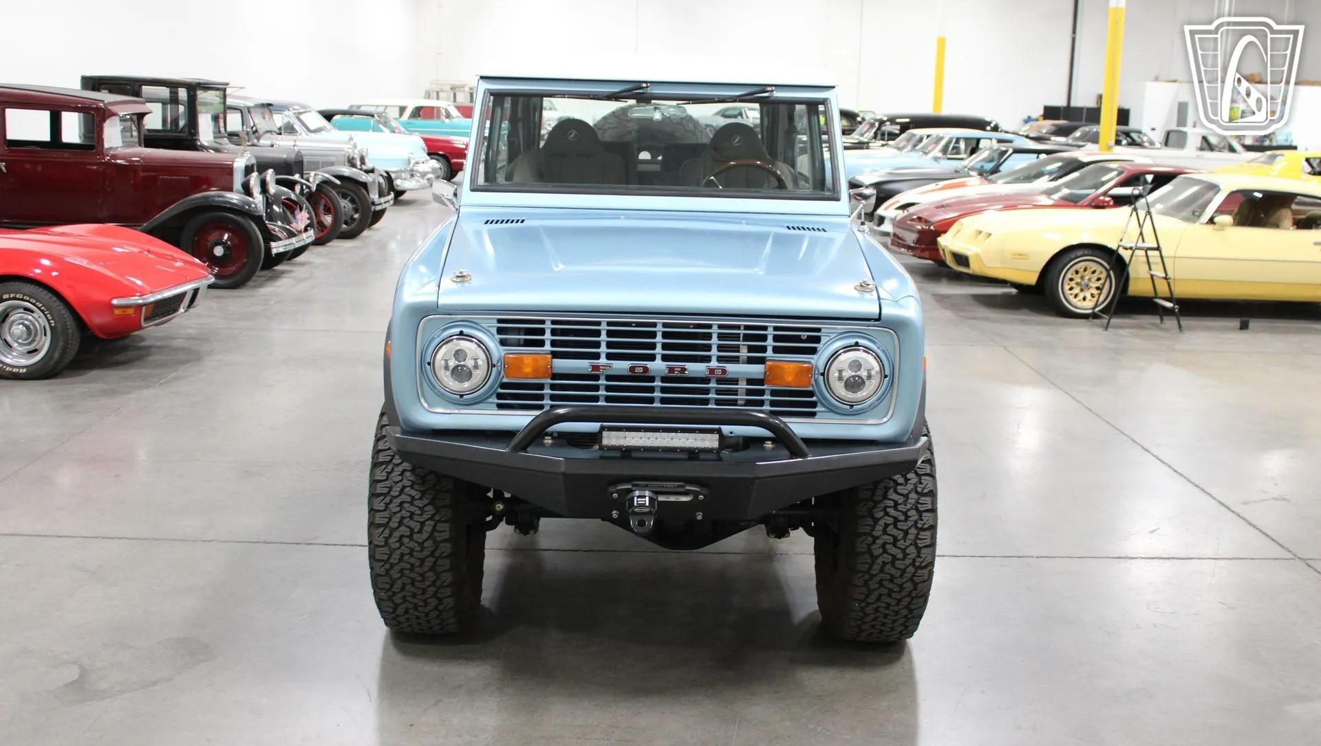 1977 Ford Bronco - 2