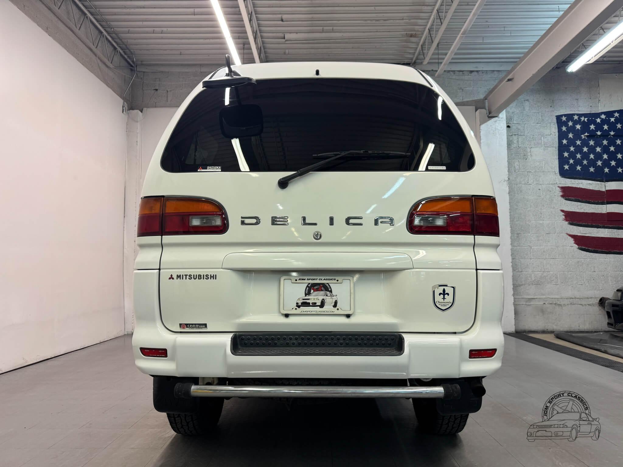 2000 Mitsubishi Delica Space Gear Chamonix