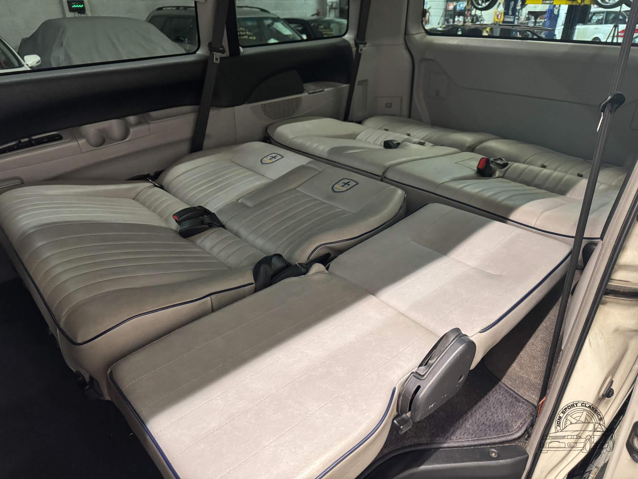2000 Mitsubishi Delica Space Gear Chamonix
