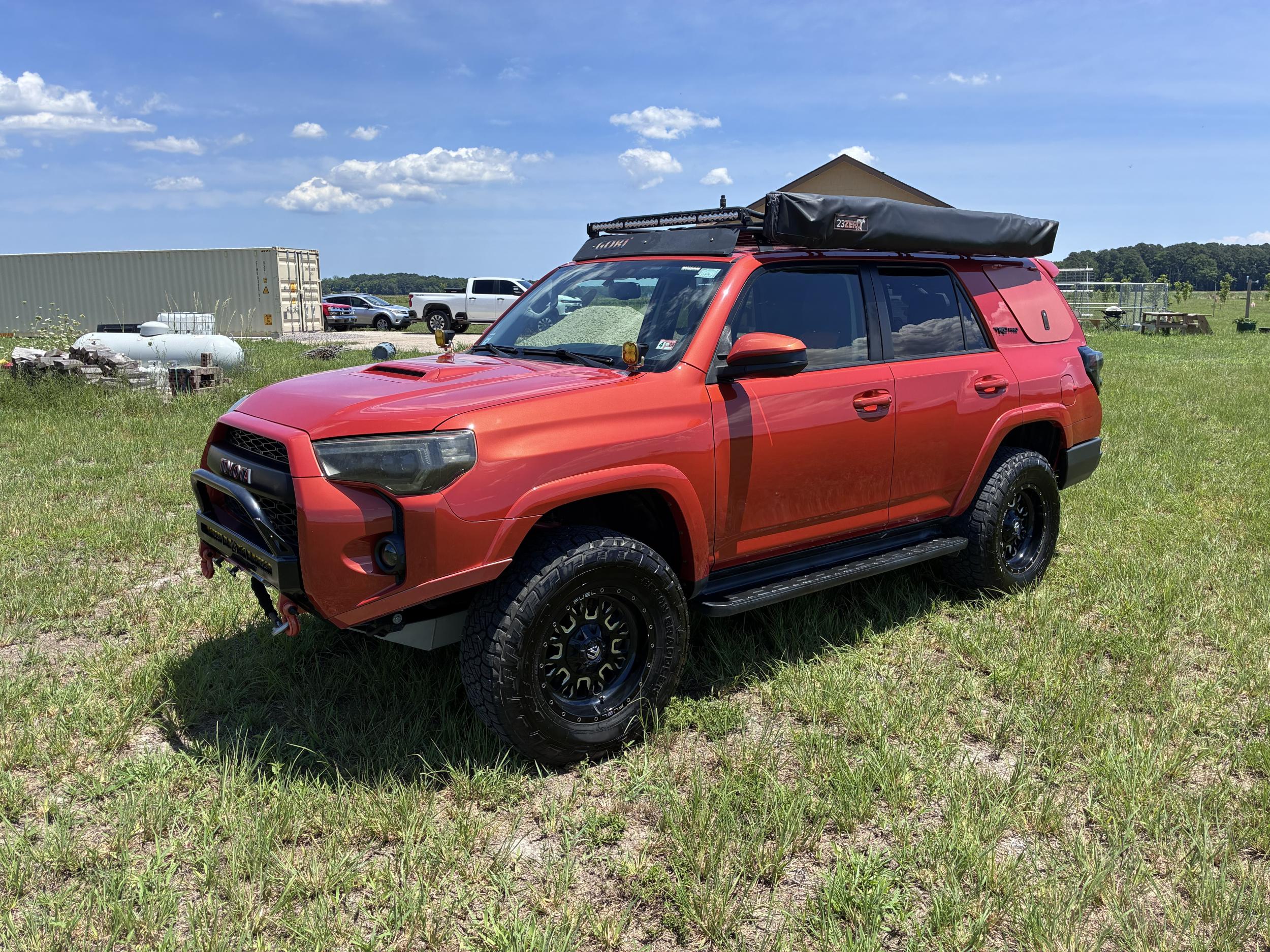 Modified 2015 Toyota 4Runner TRD Pro - 3